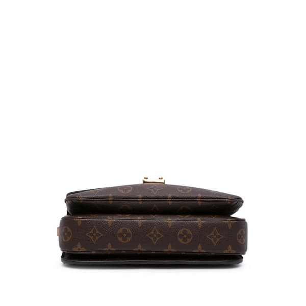 Pre-owned Louis Vuitton Monogram Pochette Metis Brown
