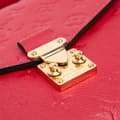 Miniatyrbillede 8 af 9: Pre-owned Louis Vuitton Monogram Empreinte Pochette Metis Red