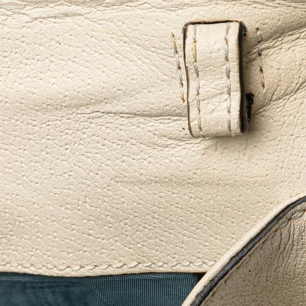Pre-owned Gucci Mini Calfskin Bee Star Sylvie Satchel White