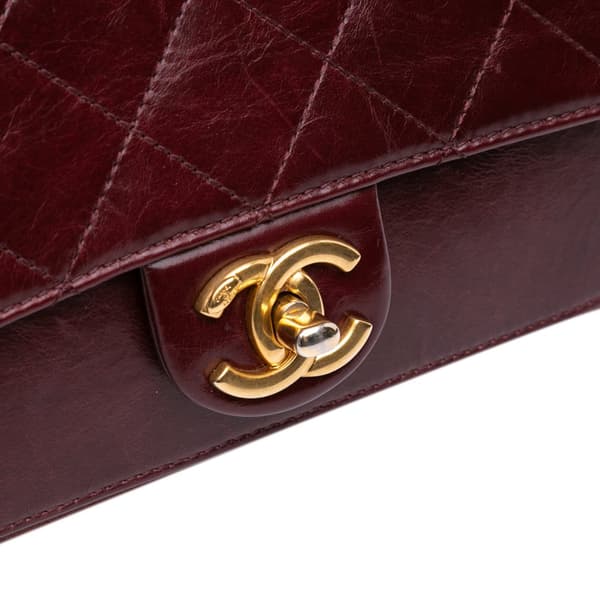 Pre-owned Chanel Small Aged Calfskin Straight Lined Flap Red