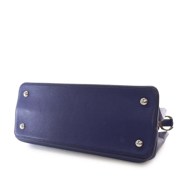 Pre-owned Louis Vuitton Taurillon Capucines MM Blue