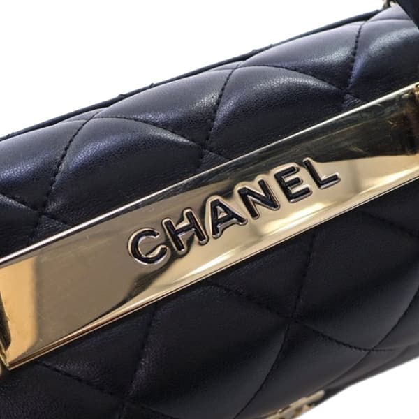 Pre-owned Chanel Medium Lambskin Trendy CC Top Handle Bag Black