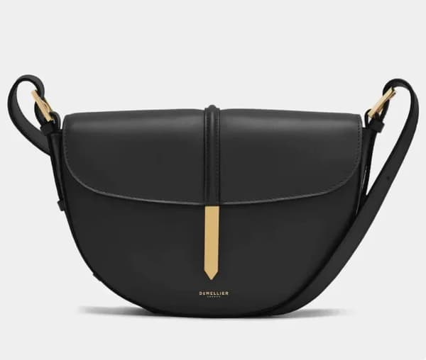 Designer Crossbody-väska, skalform, avslappnad stil, liten storlek,36 7.5 17, svart