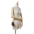 Miniatyrbillede 9 af 10: Pre-owned Louis Vuitton Monogram Mini Pochette Accessoires Brown