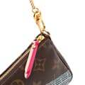 Pikkukuva 6 / 8: Pre-owned Louis Vuitton Monogram Trunks & Bags Mini Pochette Accessoires Brown