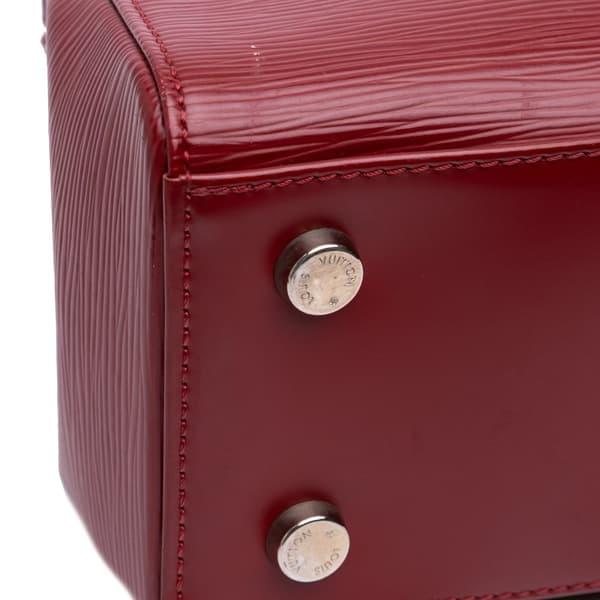 Pre-owned Louis Vuitton Epi Brea MM Red