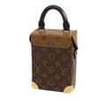 Miniatyrbillede 2 af 9: Pre-owned Louis Vuitton Monogram Reverse Camera Box Brown