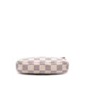 Miniatyrbillede 3 af 10: Pre-owned Louis Vuitton Damier Azur Mini Pochette Accessoires White