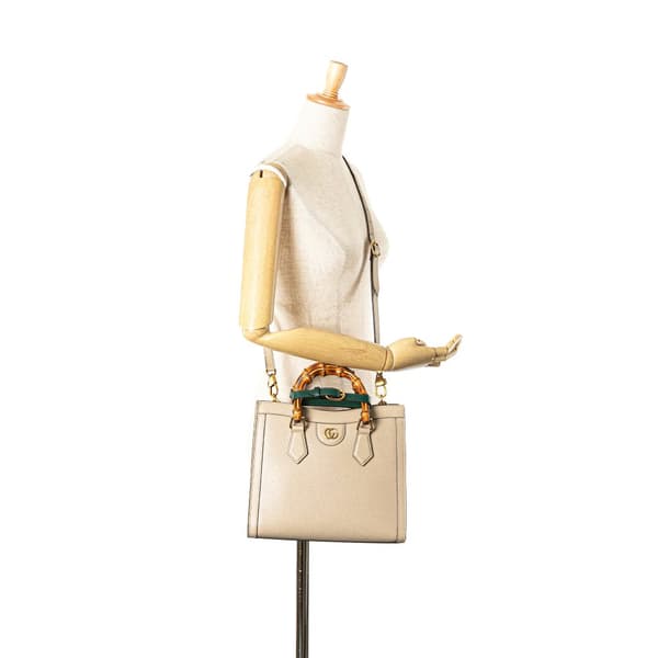 Pre-owned Gucci Small Leather Bamboo Diana Satchel Brown