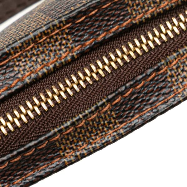 Pre-owned Louis Vuitton Damier Ebene Manosque Pochette Brown