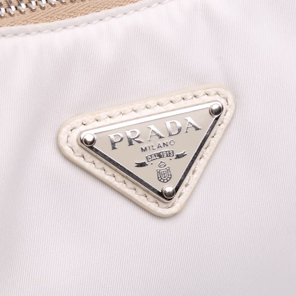 Pre-owned Prada Tessuto Re-Edition 2005 Satchel White