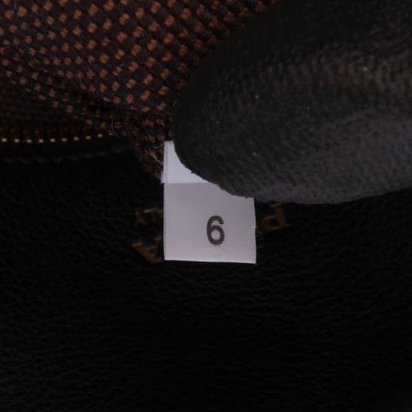 Pre-owned Prada Medium Soft Grain Leather Shopping Bag Black