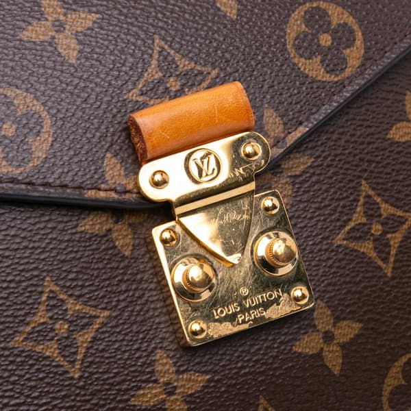 Pre-owned Louis Vuitton Monogram Pochette Metis Brown