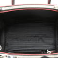 Miniatyrbilde 4 av 10: Pre-owned Prada Mini Scamosciato Trimmed Glace Calf Twin Pocket Satchel Black