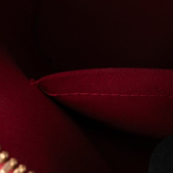 Pre-owned Louis Vuitton Monogram Vernis Alma BB Red
