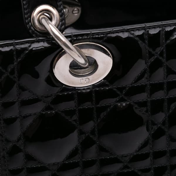 Pre-owned Dior Medium Patent Cannage Lady Dior Black