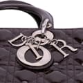 Pikkukuva 10 / 10: Pre-owned Dior Large Patent Cannage Lady Dior Purple