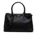 Miniatyrbillede 1 af 10: Pre-owned Prada Medium Saffiano Lux Galleria Satchel Black