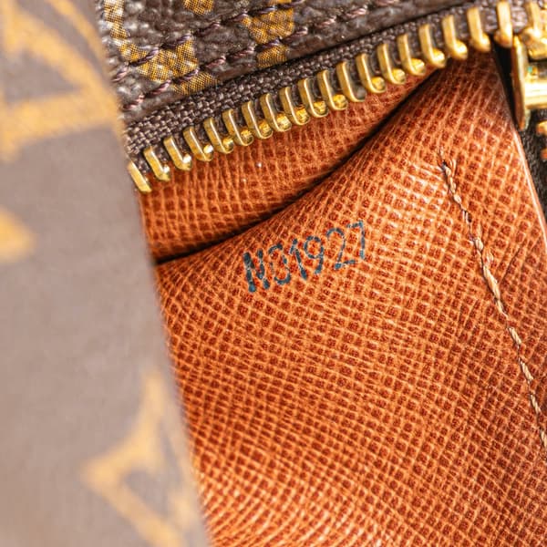 Pre-owned Louis Vuitton Monogram Papillon 26 Brown