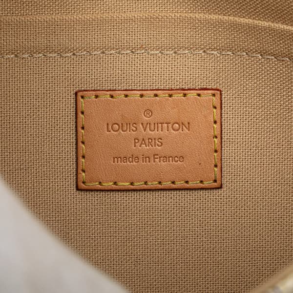 Pre-owned Louis Vuitton Damier Azur Favorite PM White