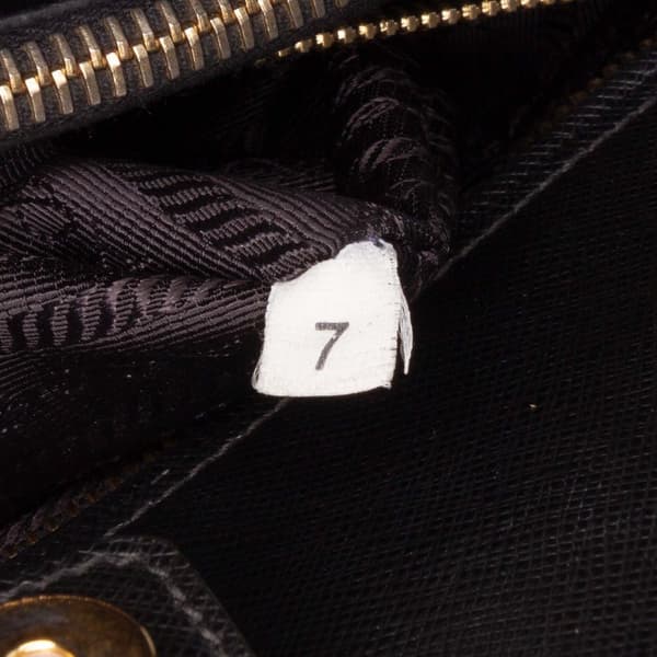 Pre-owned Prada Medium Saffiano Lux Open Promenade Satchel Black