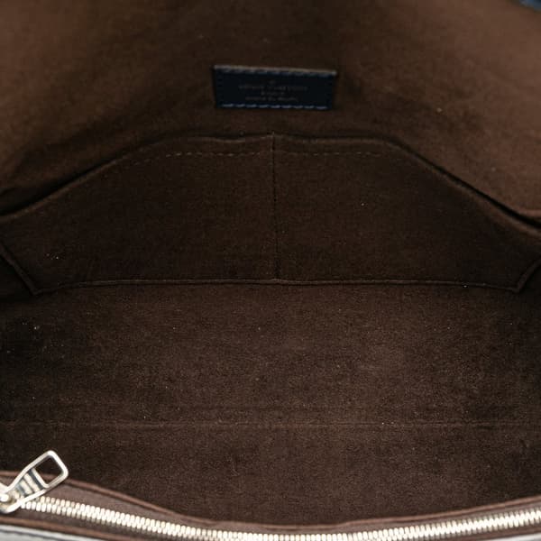 Pre-owned Louis Vuitton Epi Cluny MM Blue