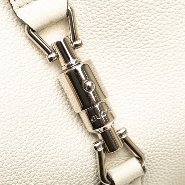 Pre-owned Gucci Small Grained Calfskin Soft Jackie Tote White