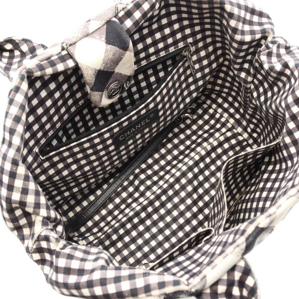 Pre-owned Chanel Small Canvas Printed CC Gingham Handbag Black