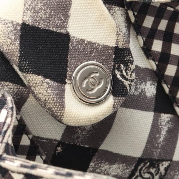 Pre-owned Chanel Small Canvas Printed CC Gingham Handbag Black
