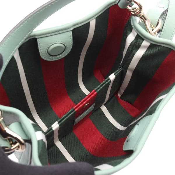 Pre-owned Gucci Small GG Supreme Emblem Bucket Bag Green