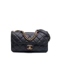 Miniatyrbild 1 av 10: Pre-owned Chanel Medium Quilted Glazed Calfskin Perfect Edge Flap Blue