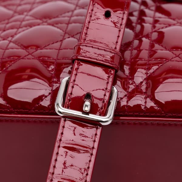 Pre-owned Dior Medium Patent Cannage Lady Dior Red