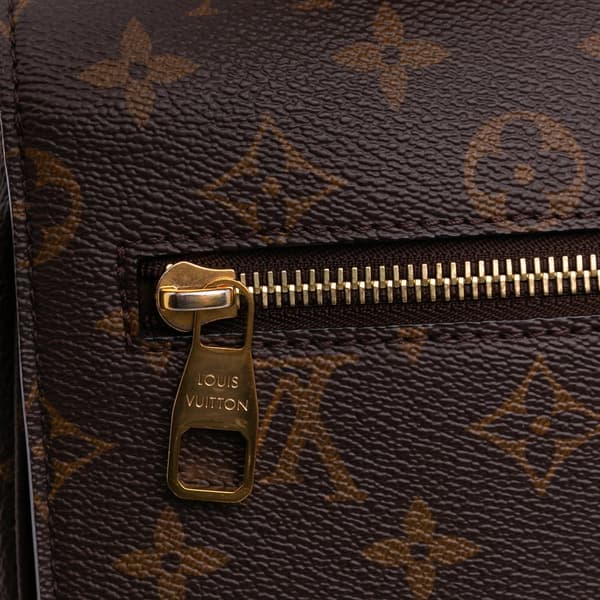 Pre-owned Louis Vuitton Monogram Pochette Metis Brown