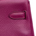 Miniatyrbillede 9 af 10: Pre-owned Hermès Togo Kelly II Retourne 35 Purple