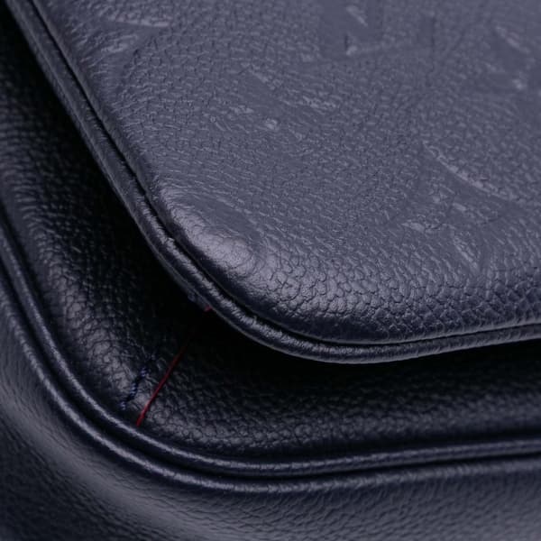 Pre-owned Louis Vuitton Monogram Empreinte Pochette Metis Blue