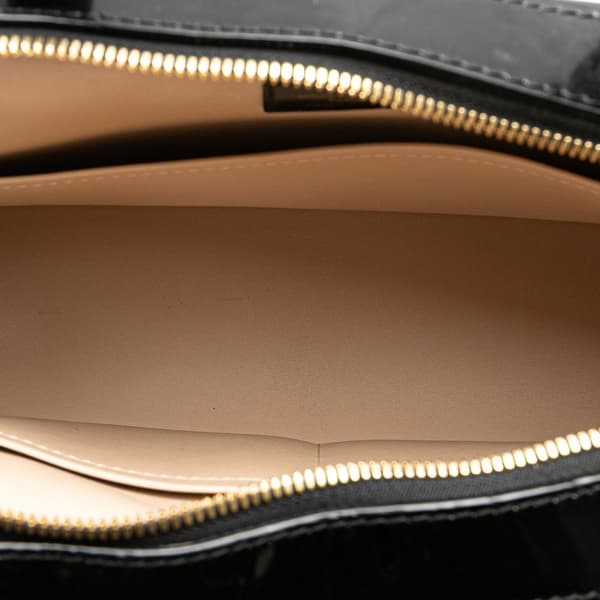 Pre-owned Louis Vuitton Quilted Lambskin Malletage Dora PM Black