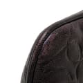 Pikkukuva 10 / 10: Pre-owned Chanel Embossed Lambskin Camellia Chain Pochette Purple