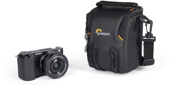 Lowepro camera bag Adventura SH 115 III, black