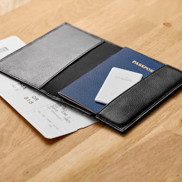 Chipolo CARD -bluetooth-paikannin, valkoinen
