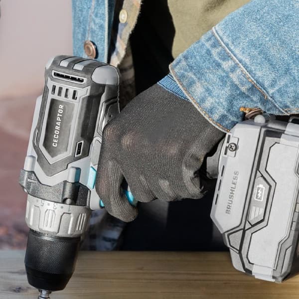 Cecotec Drill driver with 20 V and 4000 mAh battery, DC Brushless 4819 motor, 0-550 / 0-2000 rpm no-load speed, 46 Nm maximum torque with 25+1 torque