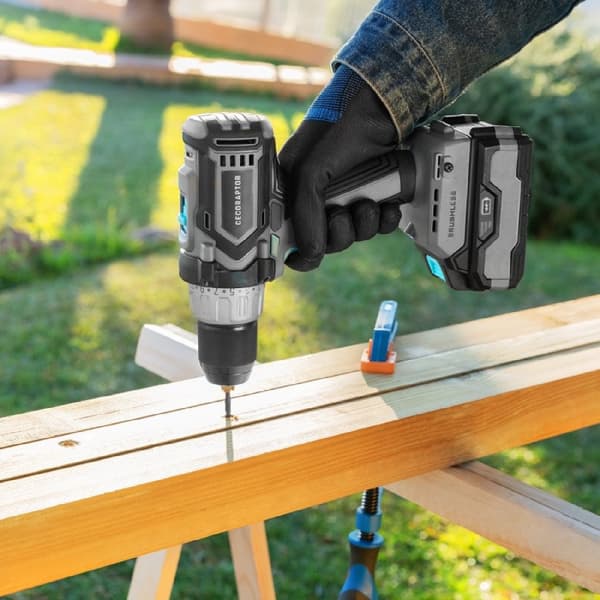 Cecotec Drill driver with 20 V and 4000 mAh battery, DC Brushless 4819 motor, 0-550 / 0-2000 rpm no-load speed, 46 Nm maximum torque with 25+1 torque