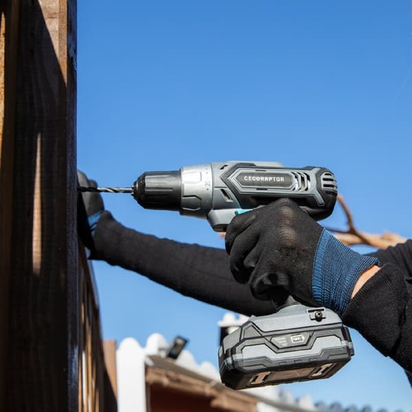 Cecotec Drill driver with 20 V and 2000 mAh battery, DC 775 motor, 0-400 / 0-1550 rpm no-load speed, 46 Nm maximum torque with 25+1 torque positions