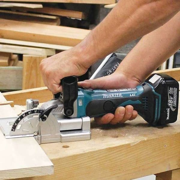 MAKITA DPJ180ZJ laminator med 18V LXT-batterier