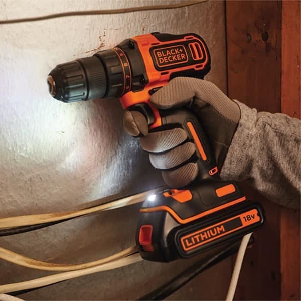 Black &amp; Decker BDCDD186KB 18V sladdlös 2-växlad drivrutinborr 2x batterier