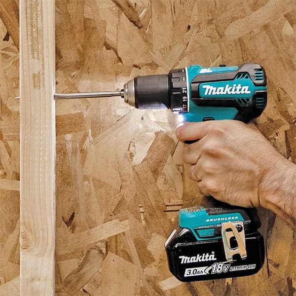 Bor- och skruvdragare 18 V Li-Ion Ø 13 mm MAKITA - Utan batteri eller laddare - DDF485ZJ