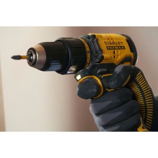 60 Nm borstlös borrskruvdragare - Litium 18V - 2 batterier 2Ah - STANLEY FATMAX V20 - SFMCD710D2K-QW