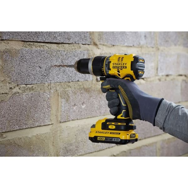Stanley - V20 Slagborrskruvdragare 80 Nm BORSTLÖS - Litium 18V - 2 4A batterier - SFMCD721M2K-QW