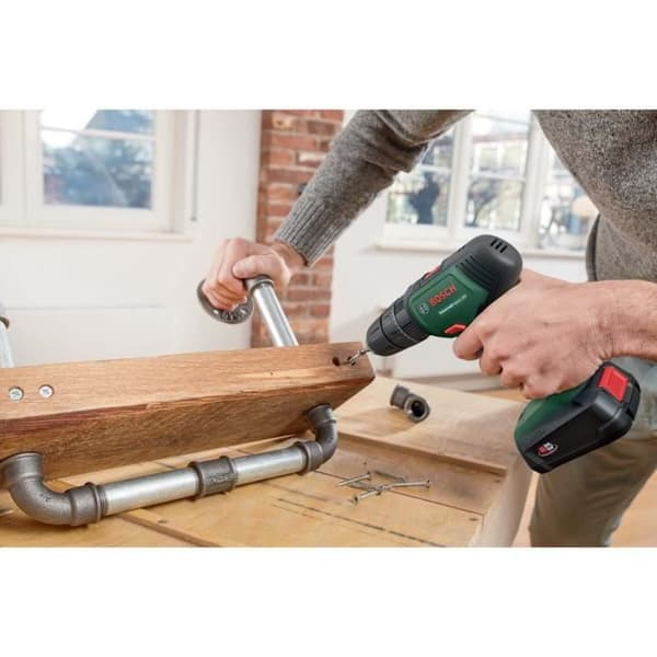 Perceuse à percussion Bosch UniversalImpact 18V PowerForAll (2 batterier 1,5 Ah + laddare + bits + 241 tillbehör)