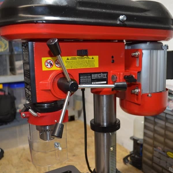 Hecht 1063 Pelarborr 600 W 12 hastigheter upp till 2700 varv/min 20,35 kg
