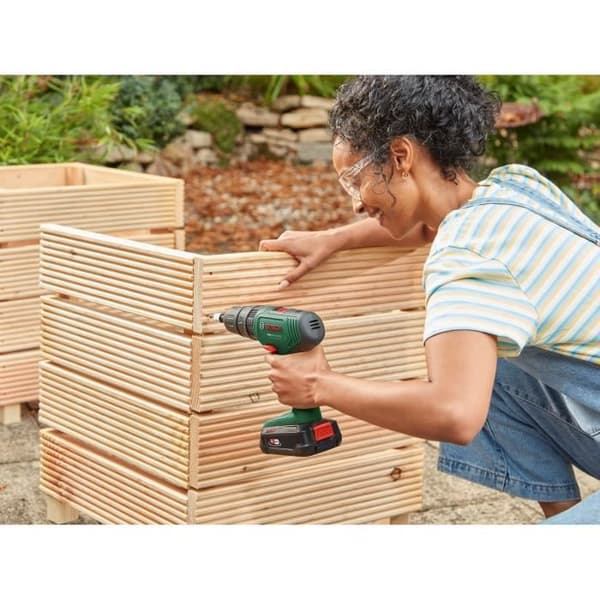 Perceuse Visseuse UniversalImpact 18V (1x1,5Ah/1x 2,5Ah) + 46AC-set + AL18V-20 i Systembox S